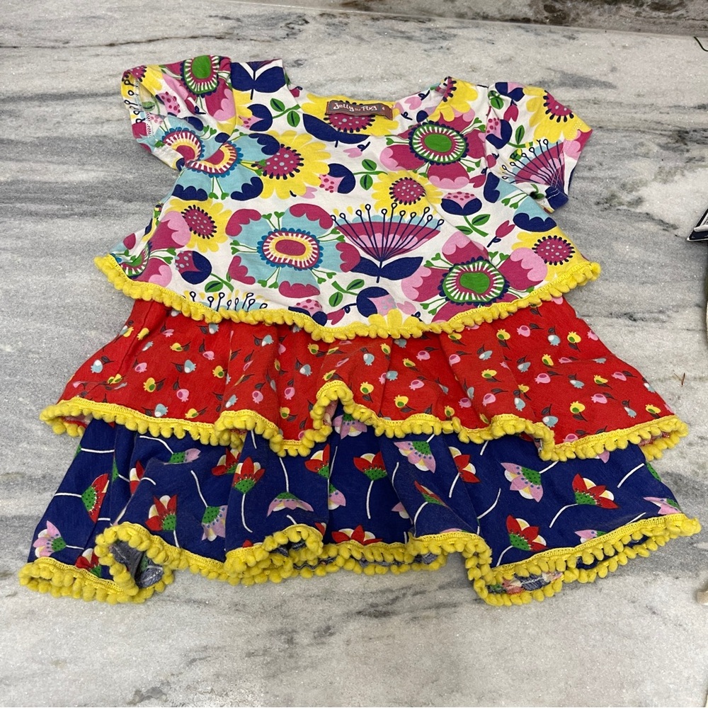 Jelly the Pug girls tiered tunic top size 4